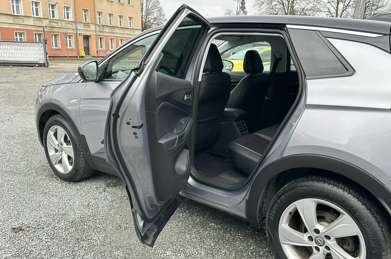 Opel Grandland X - Zdjęcie 21