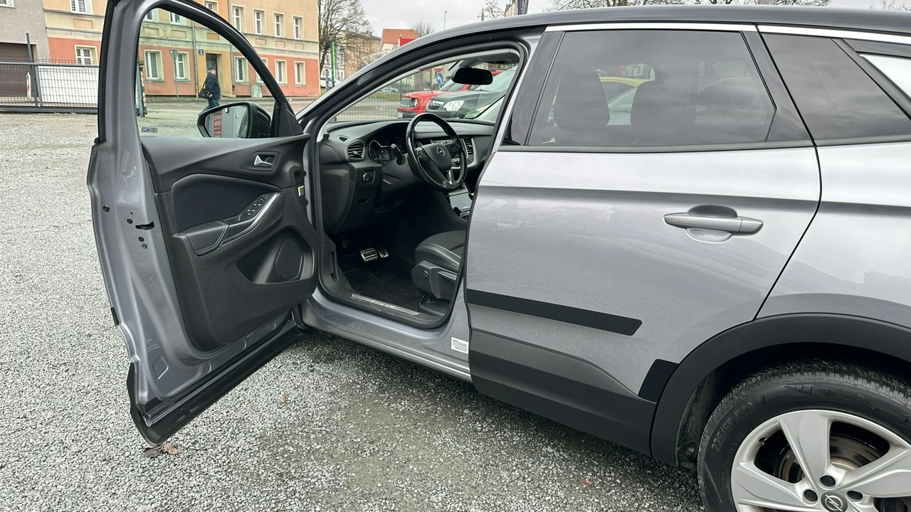 Opel Grandland X - Zdjęcie 23