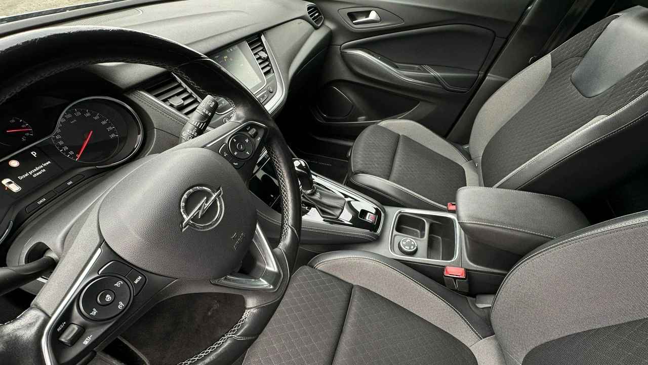 Opel Grandland X - Zdjęcie 26