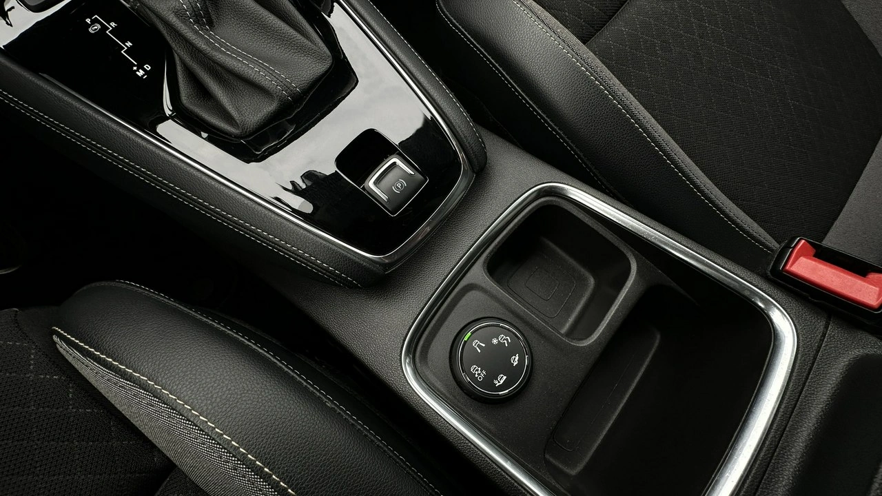 Opel Grandland X - Zdjęcie 35