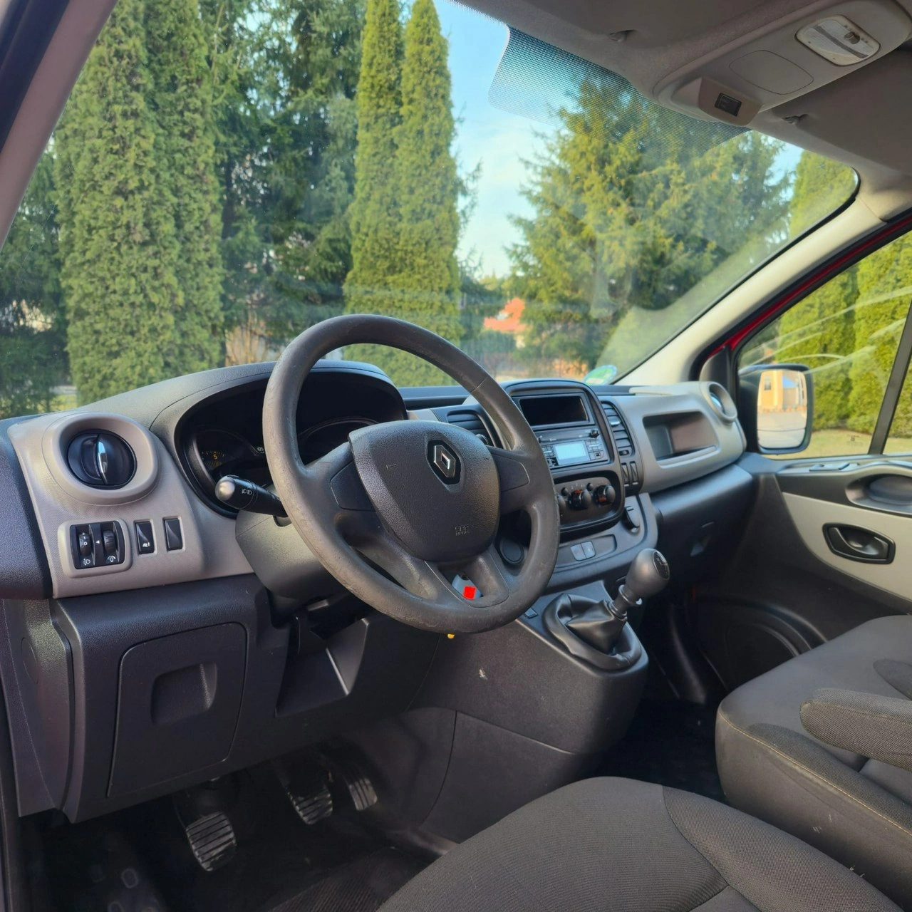 Renault Trafic - Zdjęcie 25