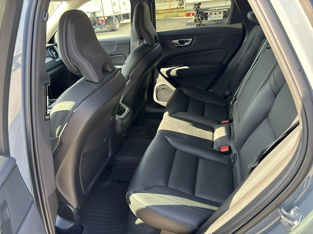 Volvo XC 60 - Zdjęcie 11