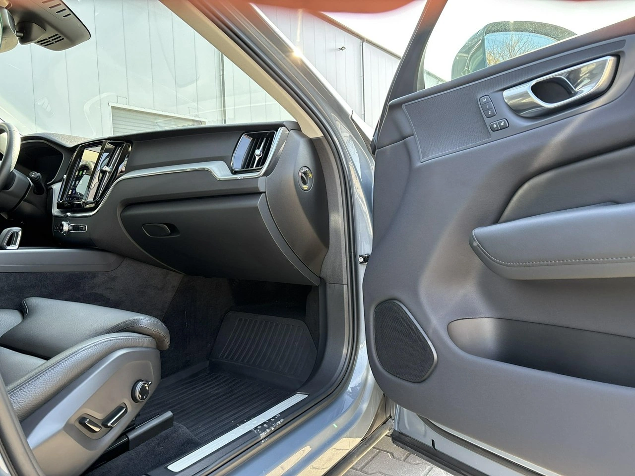 Volvo XC 60 - Zdjęcie 18