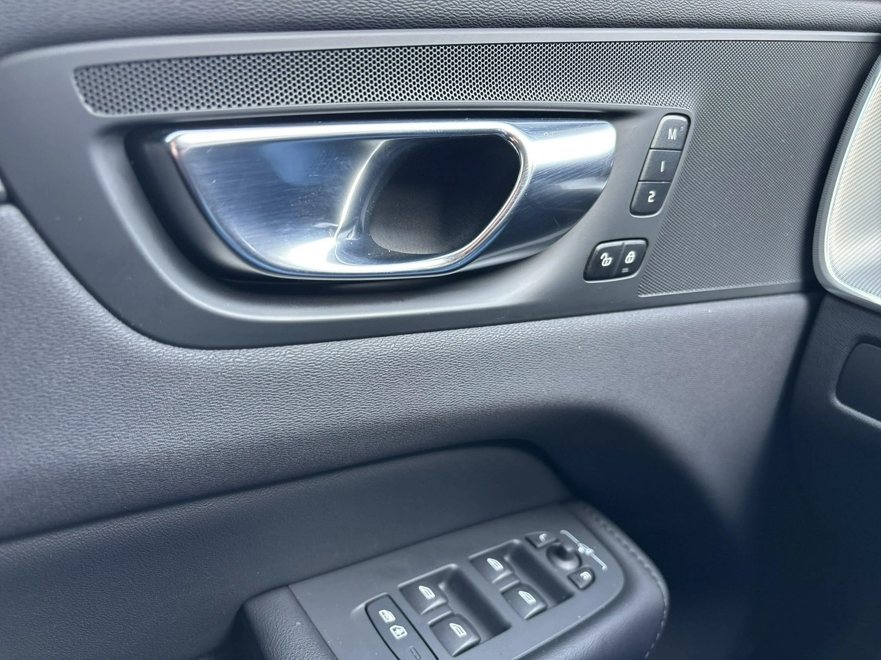 Volvo XC 60 - Zdjęcie 26