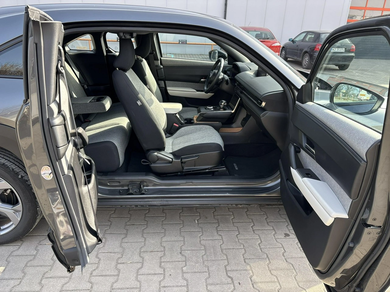 Mazda MX-30 - Zdjęcie 15