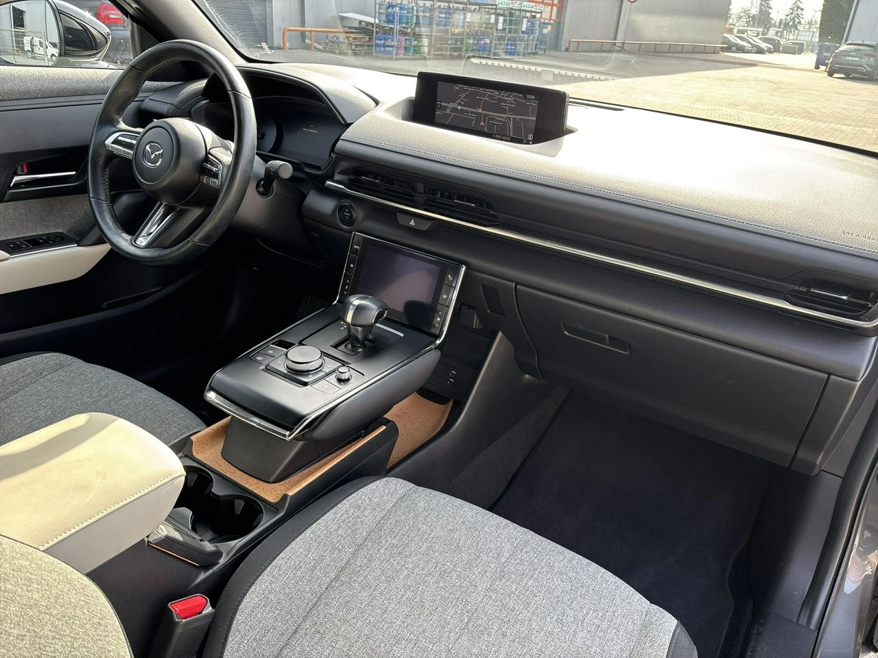 Mazda MX-30 - Zdjęcie 17