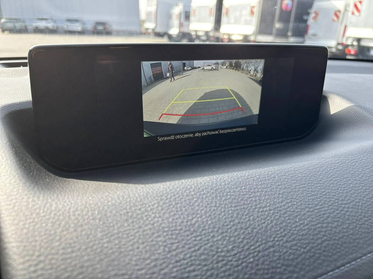 Mazda MX-30 - Zdjęcie 21