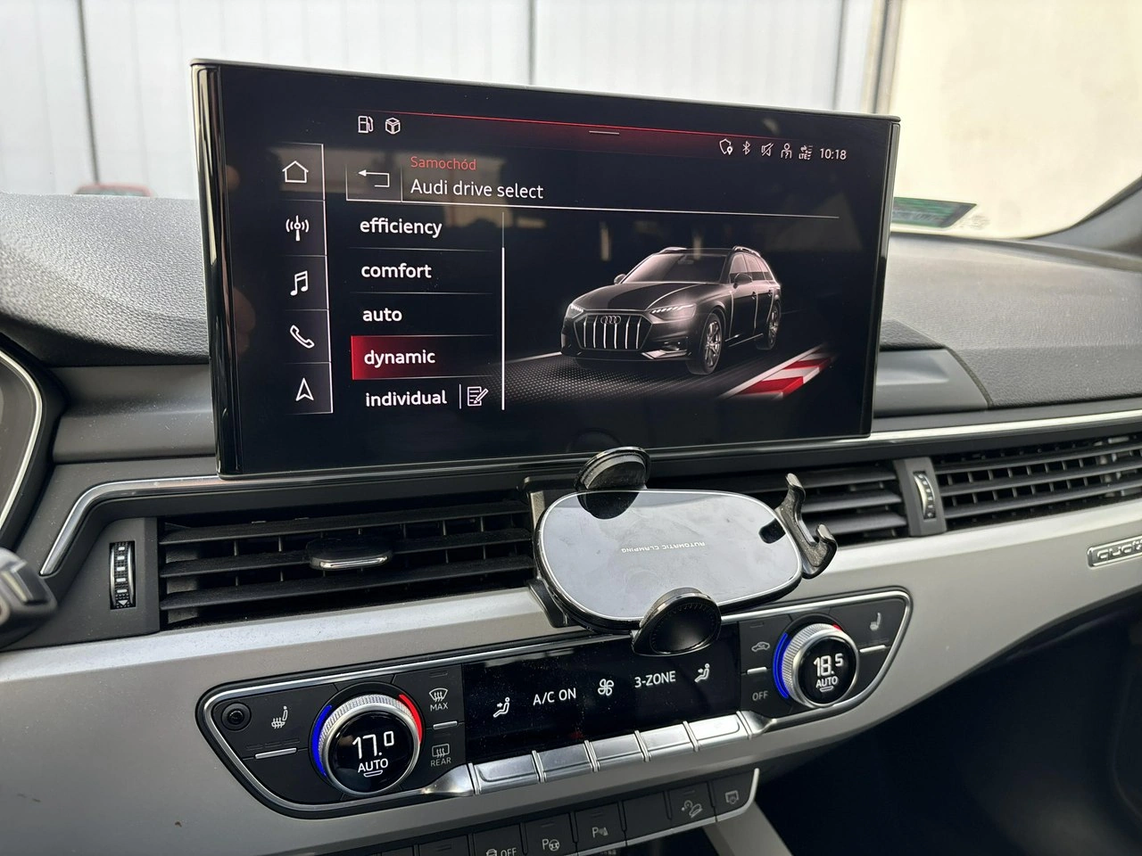 Audi A4 - Zdjęcie 25