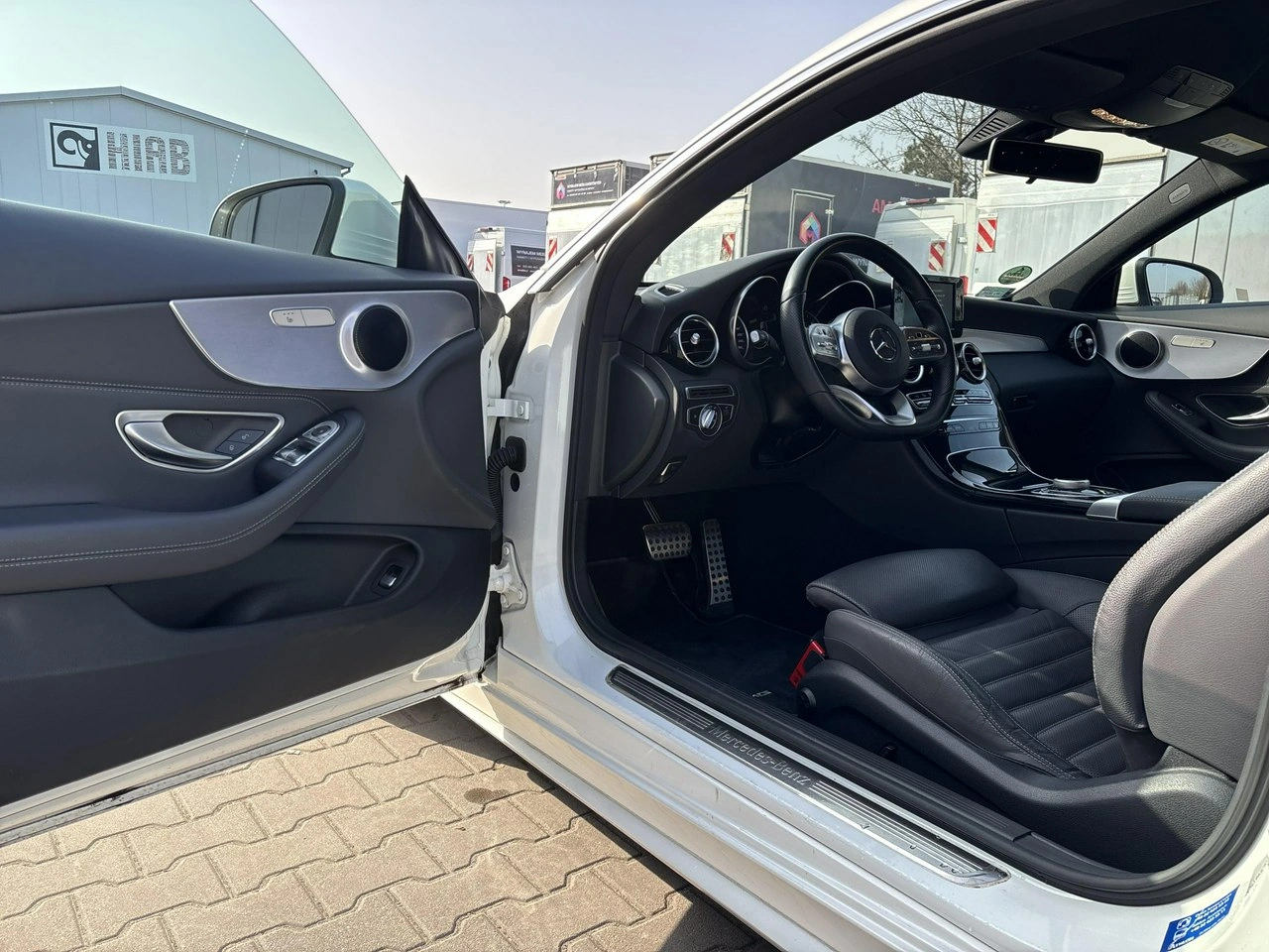 Mercedes C 300 - Zdjęcie 9