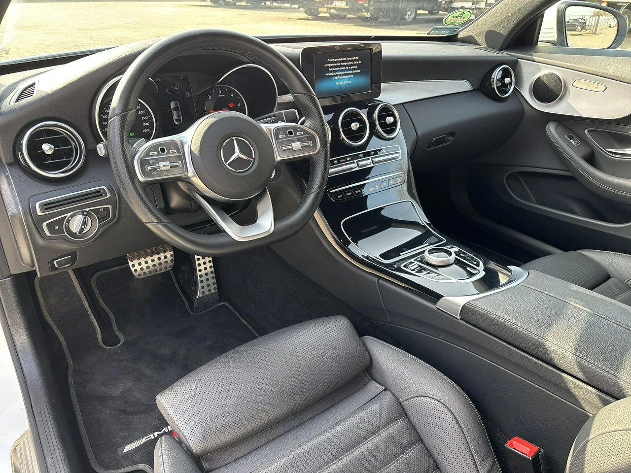 Mercedes C 300 - Zdjęcie 11