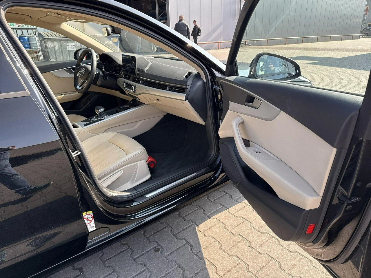 Audi A4 - Zdjęcie 19