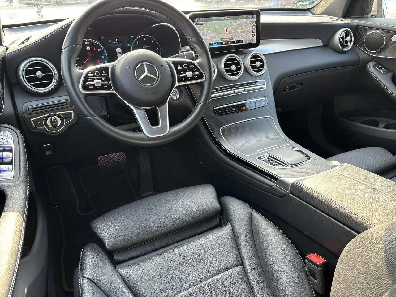 Mercedes GLC 200 - Zdjęcie 12