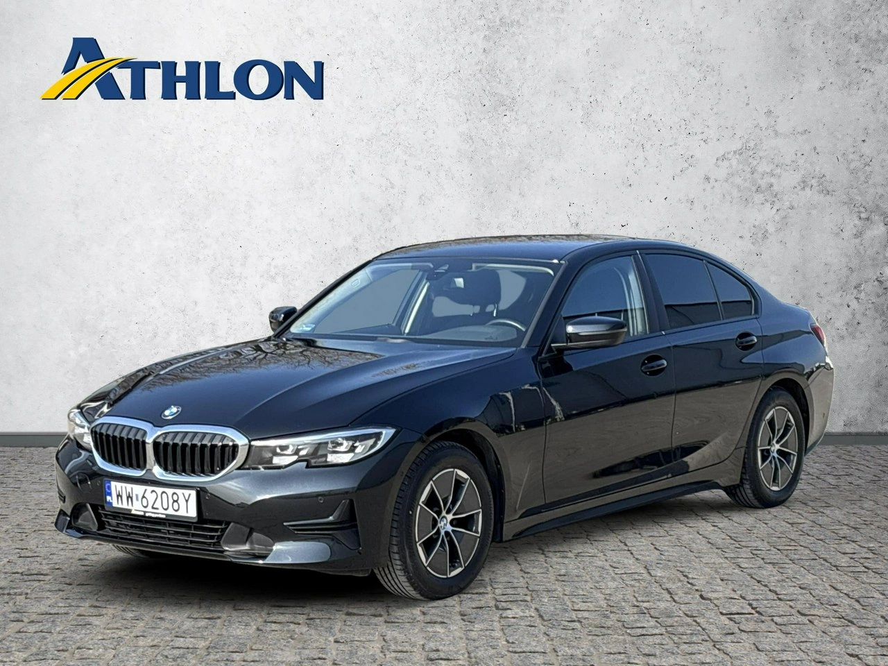 BMW 318 - Główne zdjęcie