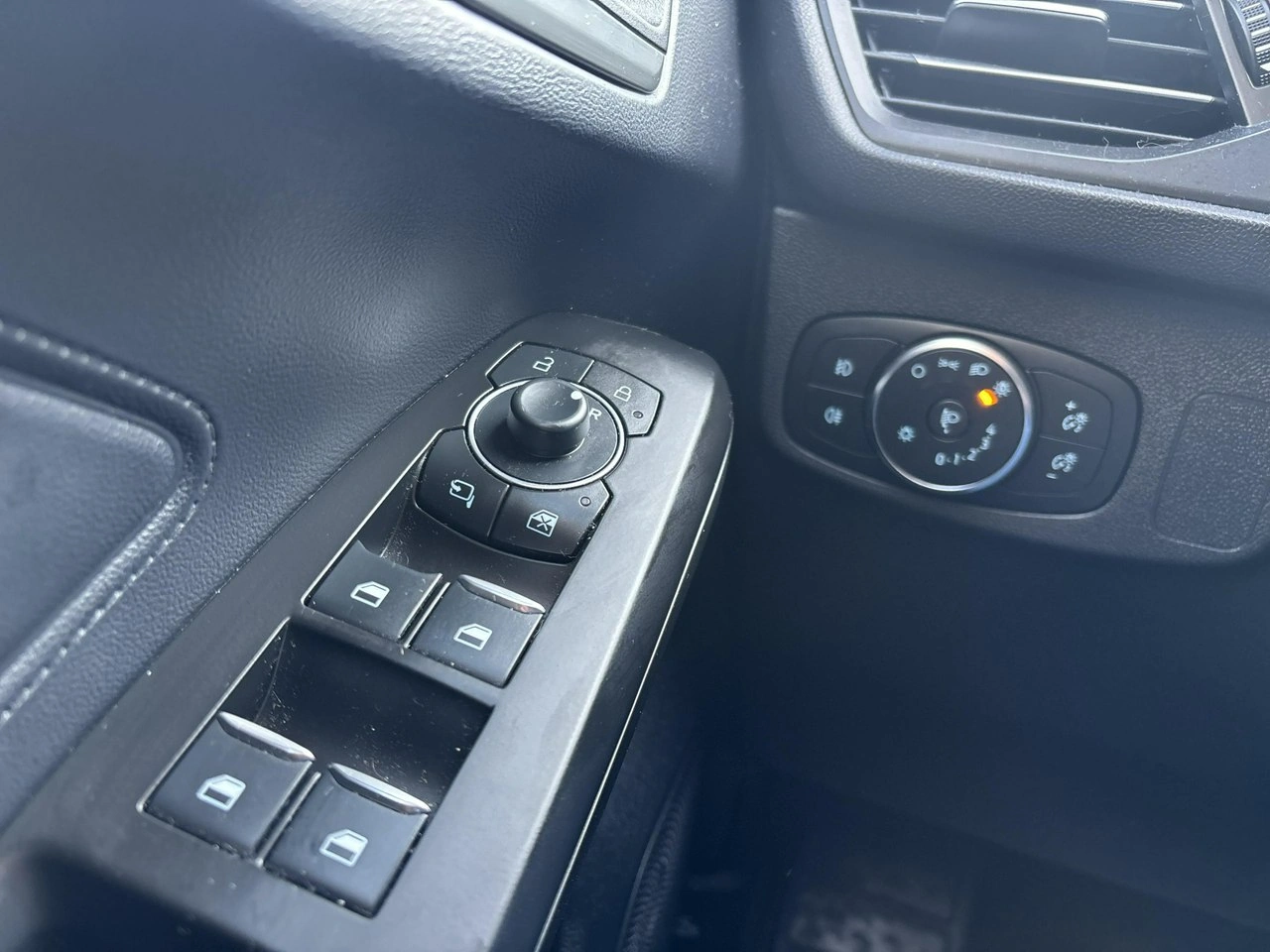 Ford Focus - Zdjęcie 25