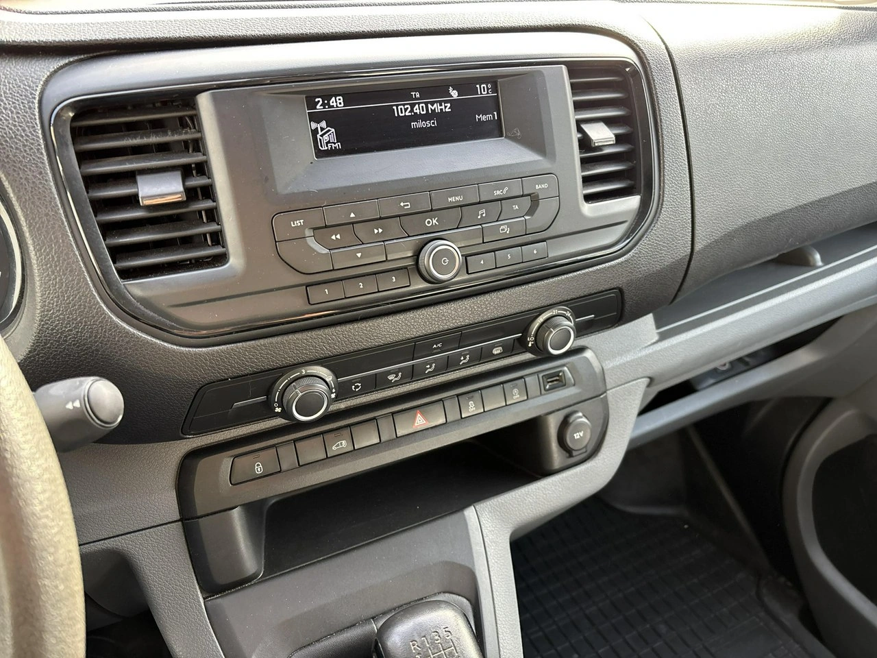 Opel Vivaro - Zdjęcie 17