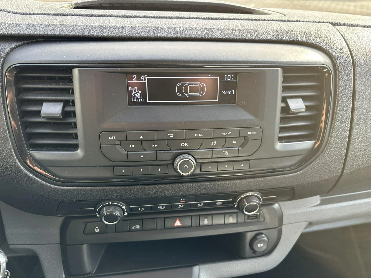 Opel Vivaro - Zdjęcie 22