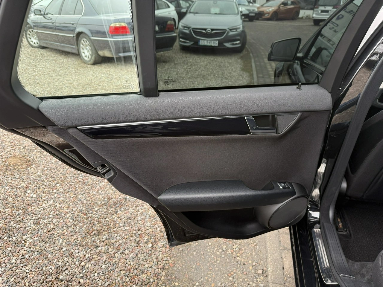 Mercedes C 200 - Zdjęcie 11