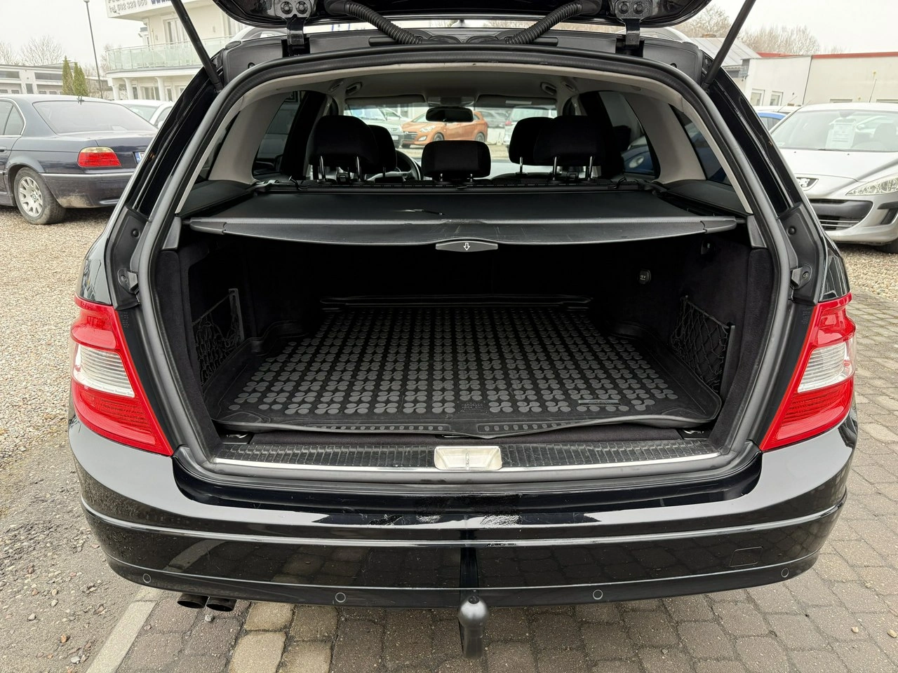 Mercedes C 200 - Zdjęcie 12