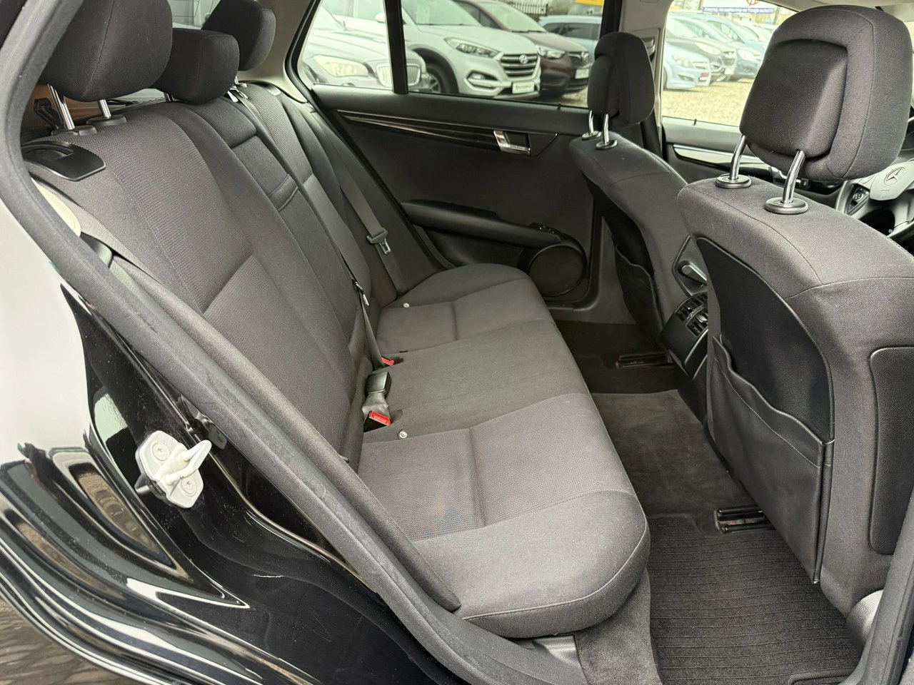 Mercedes C 200 - Zdjęcie 13