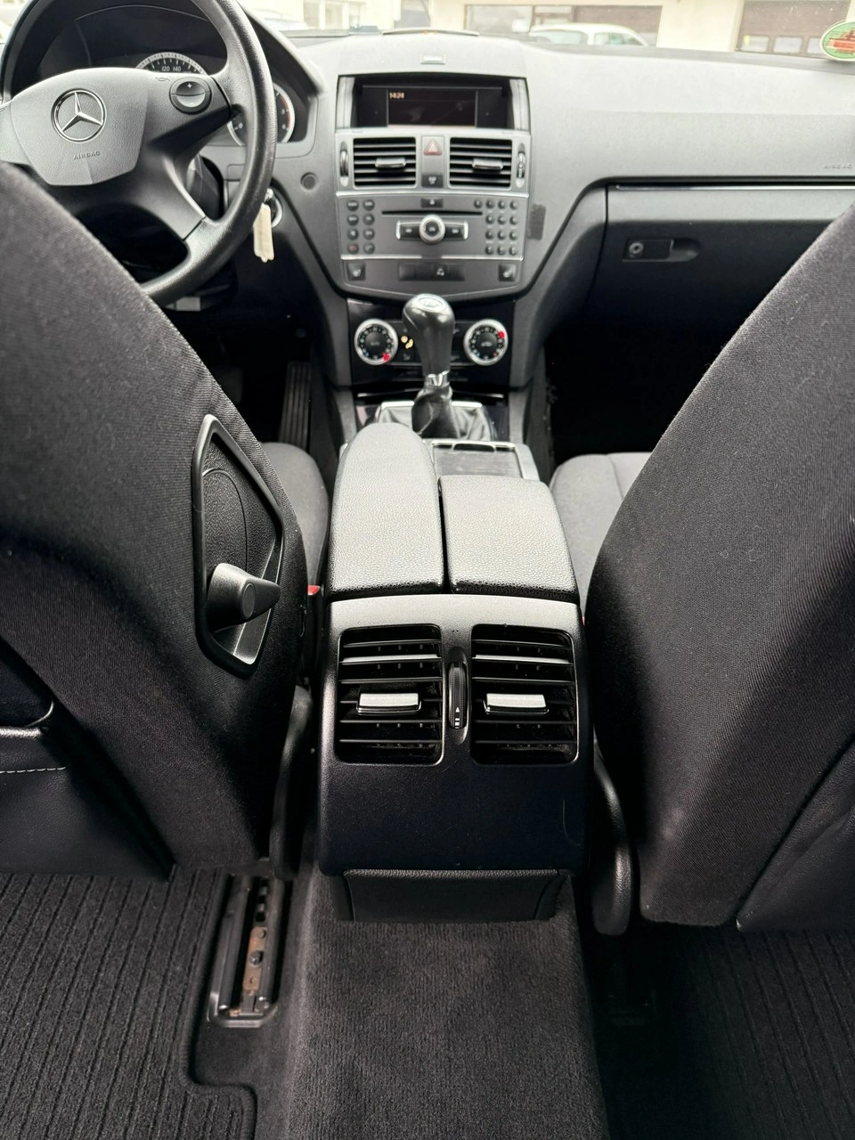 Mercedes C 200 - Zdjęcie 18