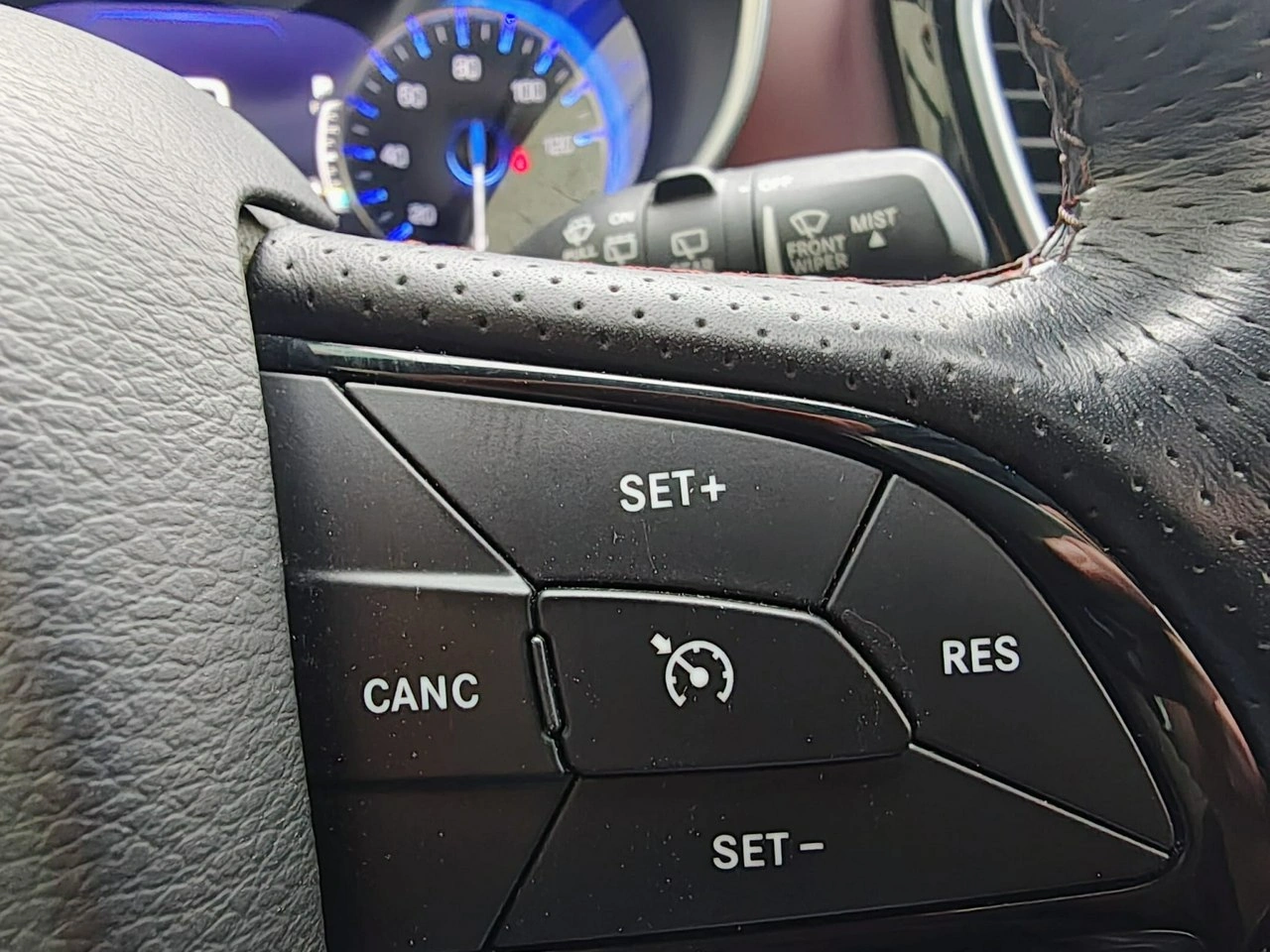 Chrysler Pacifica - Zdjęcie 12