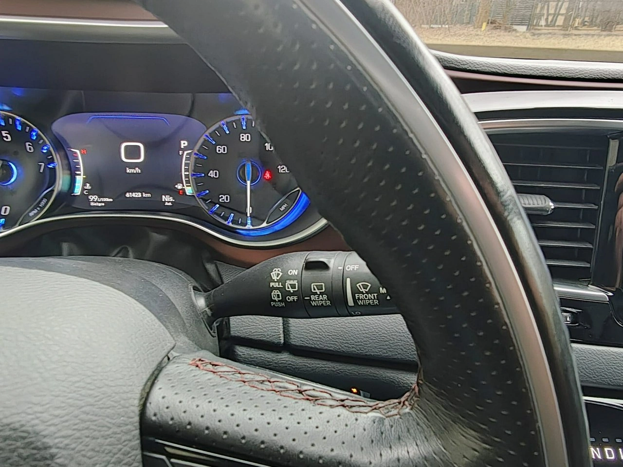 Chrysler Pacifica - Zdjęcie 13