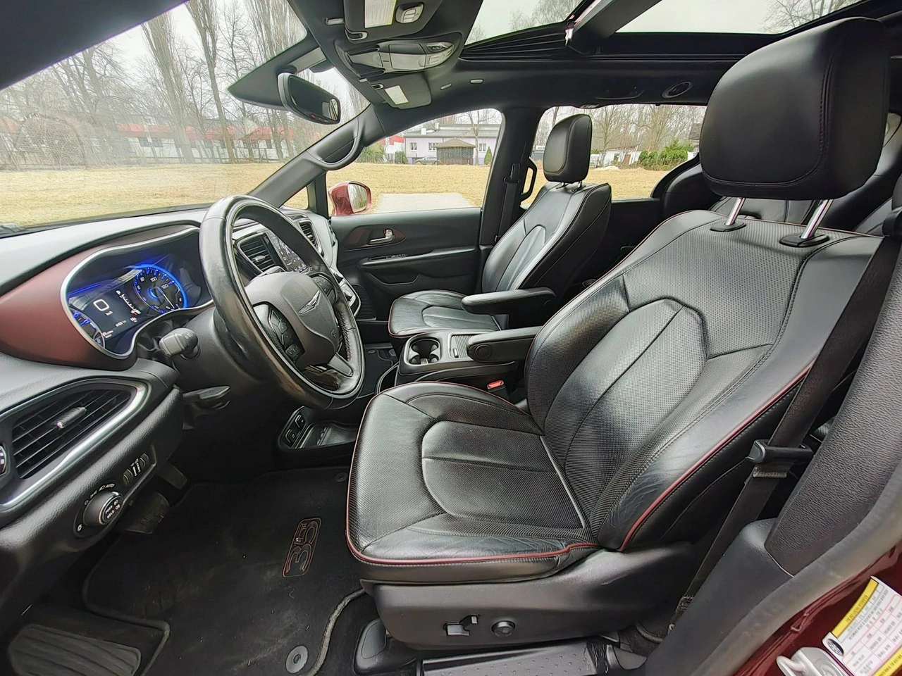 Chrysler Pacifica - Zdjęcie 16