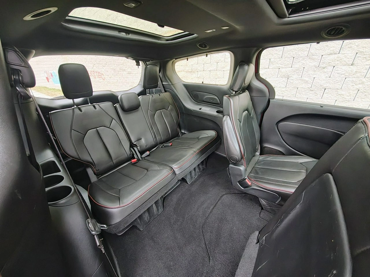 Chrysler Pacifica - Zdjęcie 19