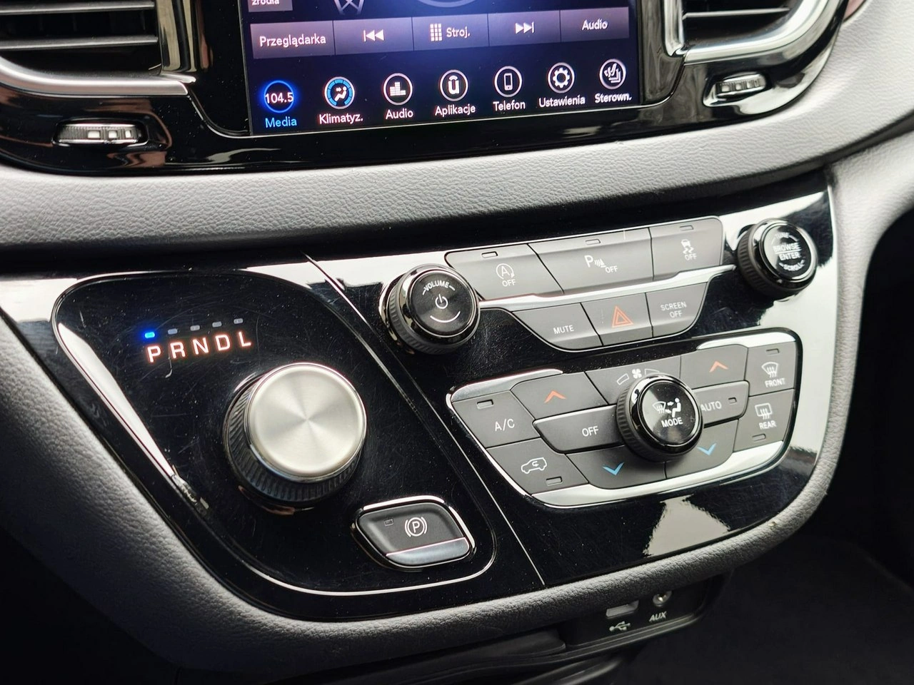 Chrysler Pacifica - Zdjęcie 22