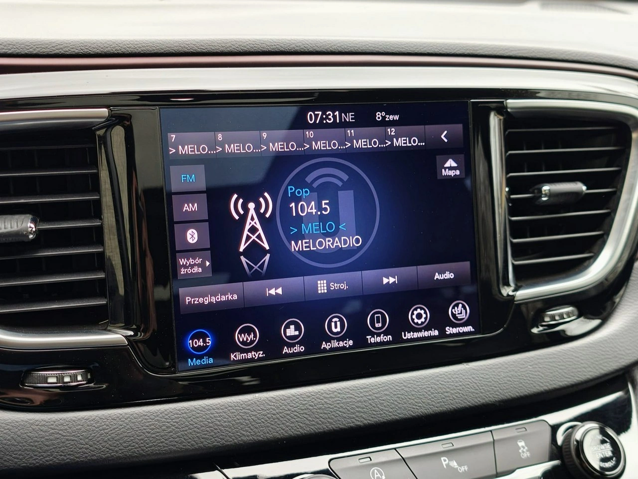 Chrysler Pacifica - Zdjęcie 26