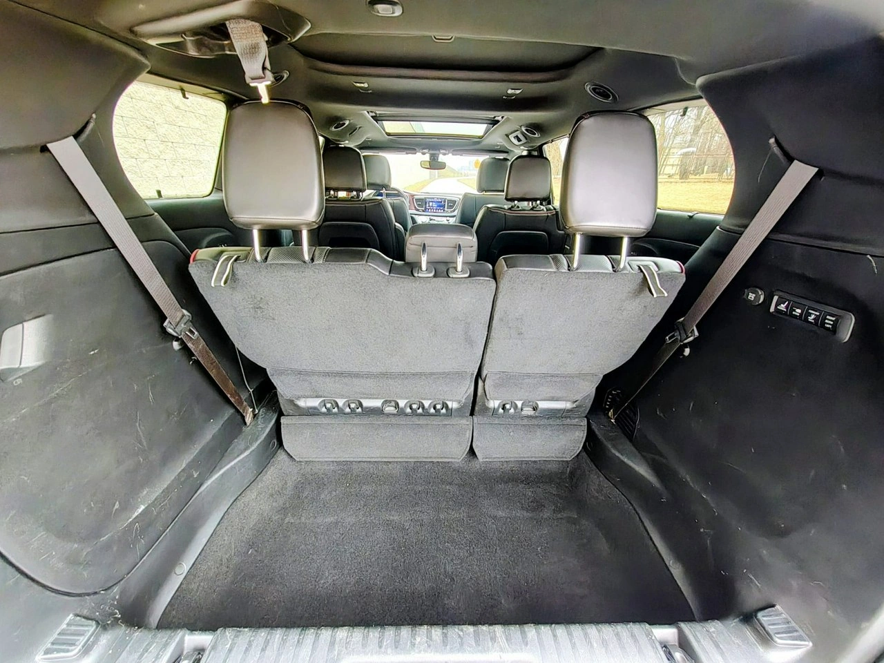 Chrysler Pacifica - Zdjęcie 28