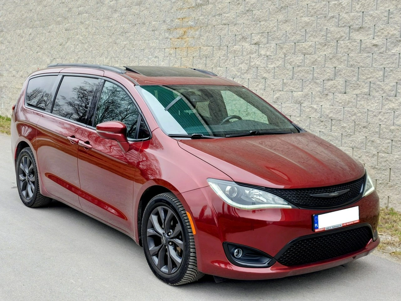 Chrysler Pacifica - Zdjęcie 2