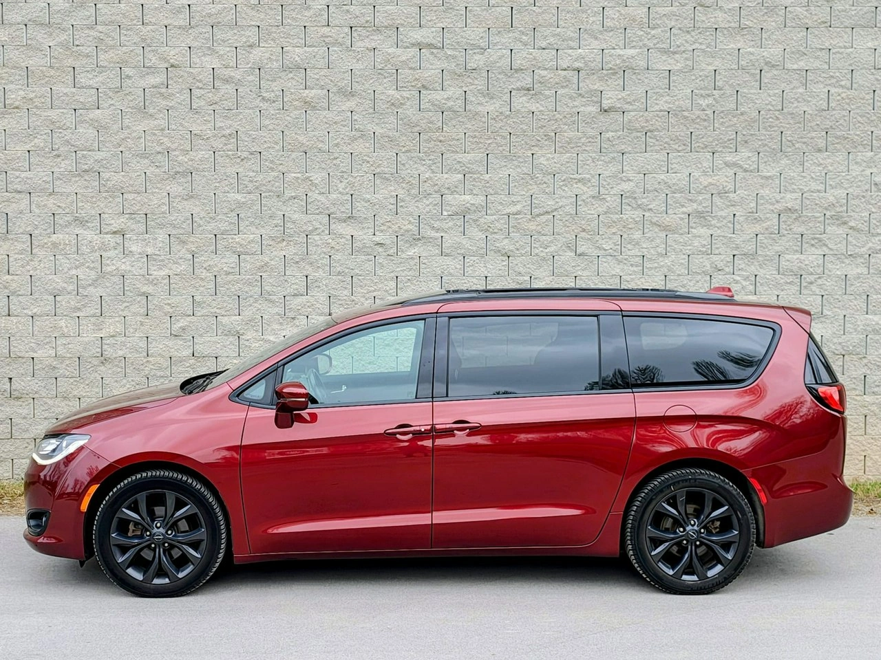 Chrysler Pacifica - Zdjęcie 7