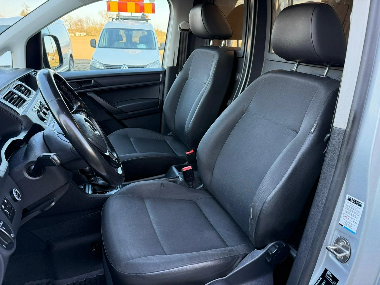 Volkswagen Caddy - Zdjęcie 10
