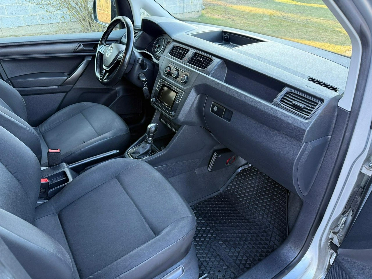 Volkswagen Caddy - Zdjęcie 9