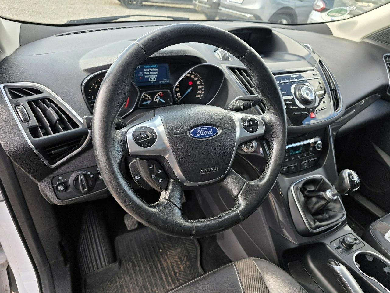 Ford Kuga - Zdjęcie 8