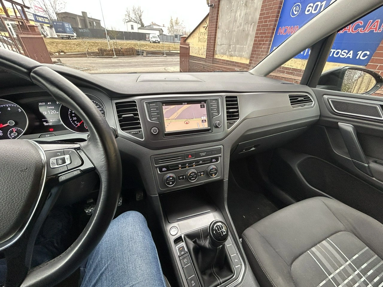 Volkswagen Golf Sportsvan - Zdjęcie 11