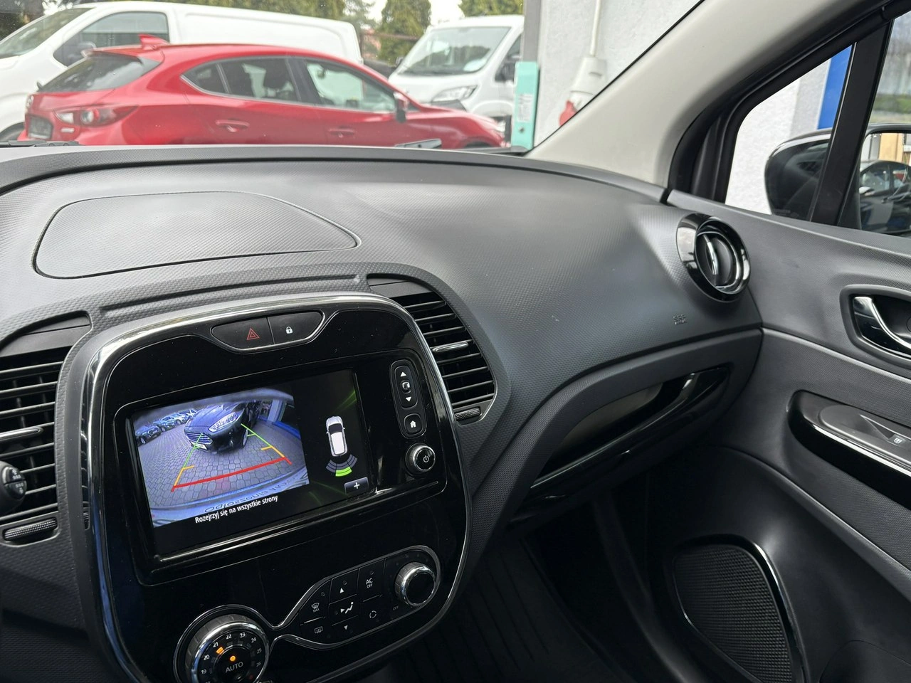 Renault Captur - Zdjęcie 12