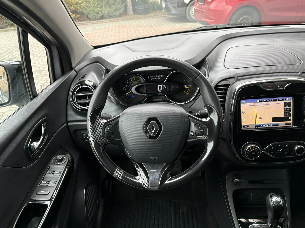 Renault Captur - Zdjęcie 17