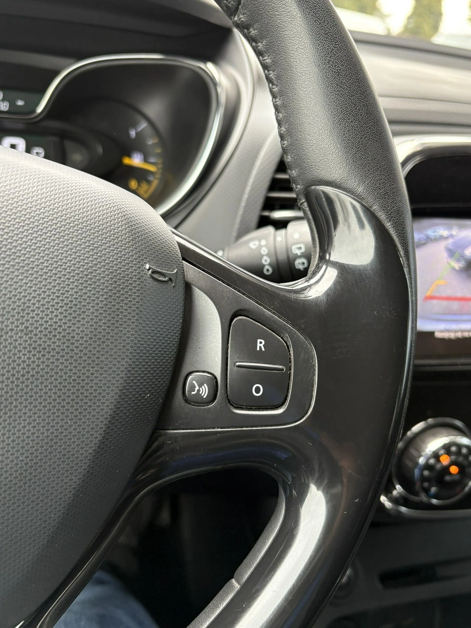 Renault Captur - Zdjęcie 20