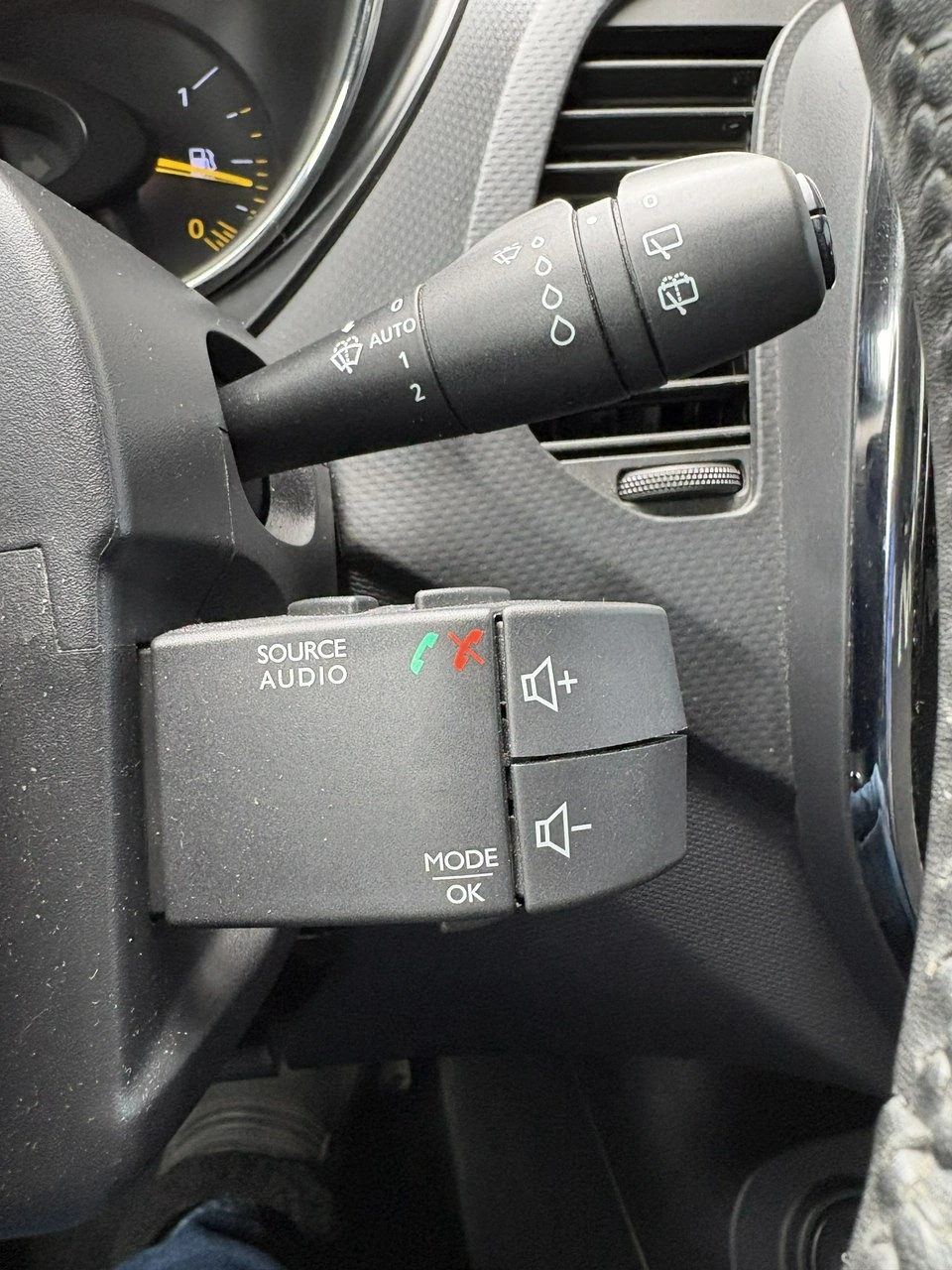 Renault Captur - Zdjęcie 25