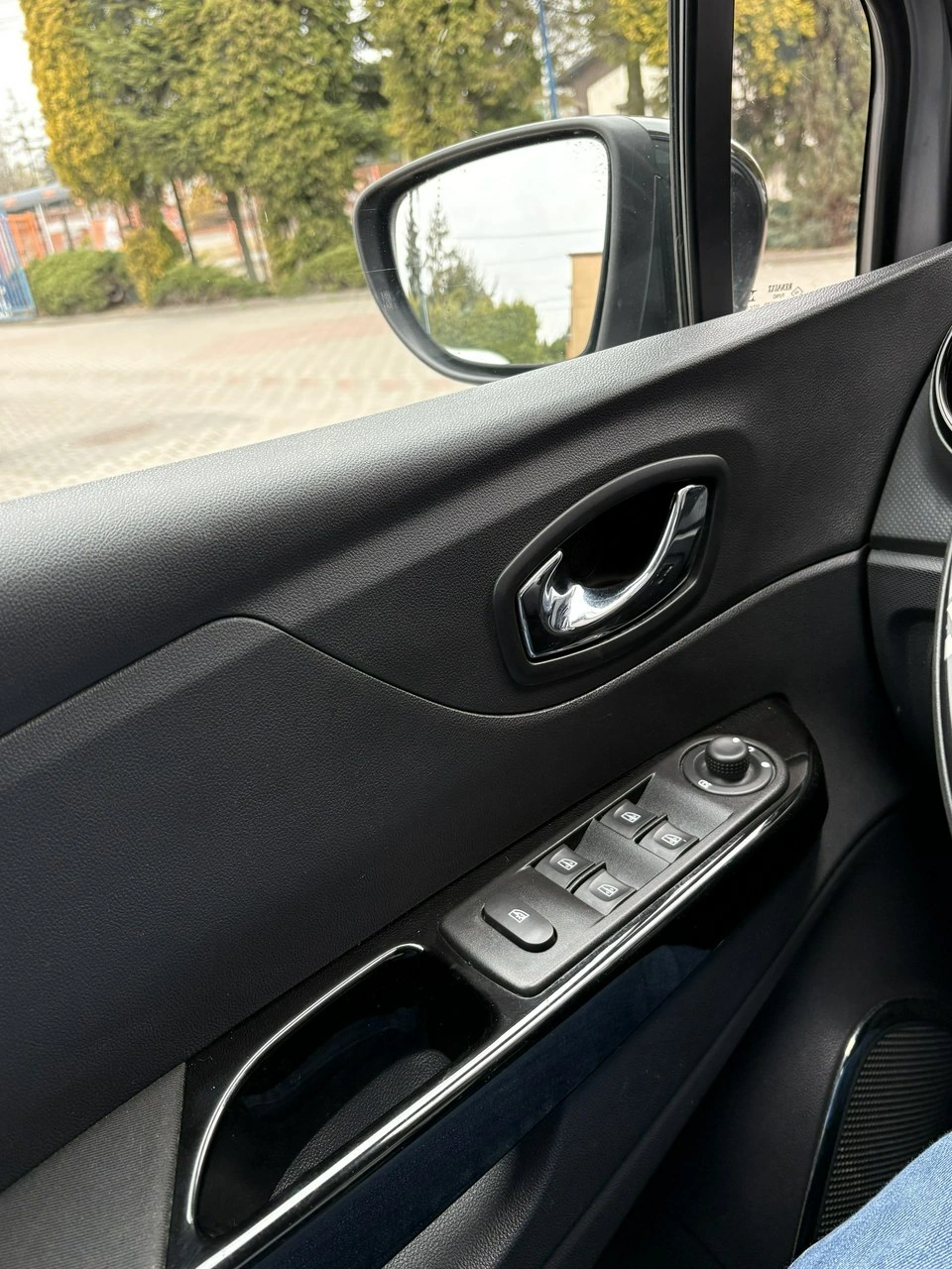 Renault Captur - Zdjęcie 27