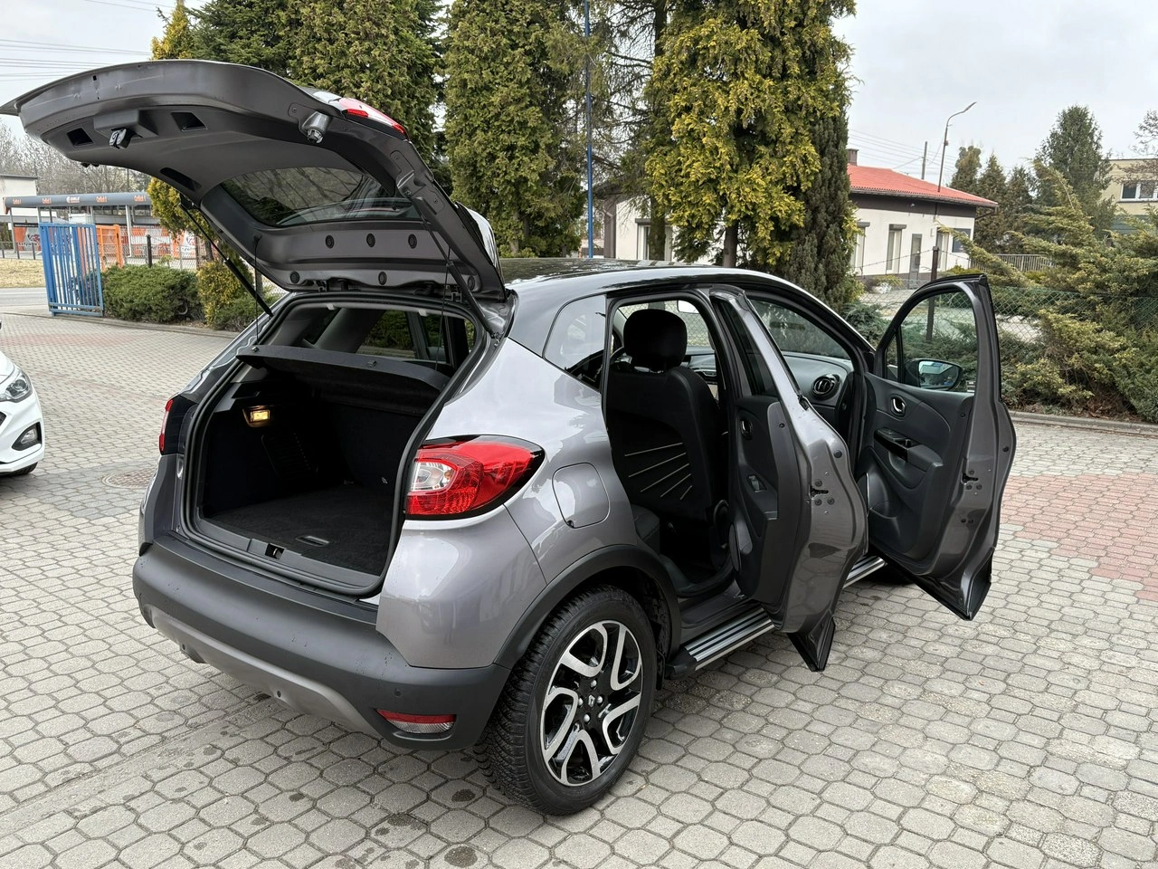 Renault Captur - Zdjęcie 30