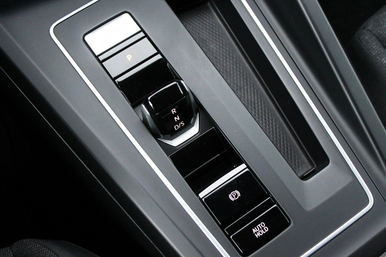 Volkswagen Golf Variant - Zdjęcie 17