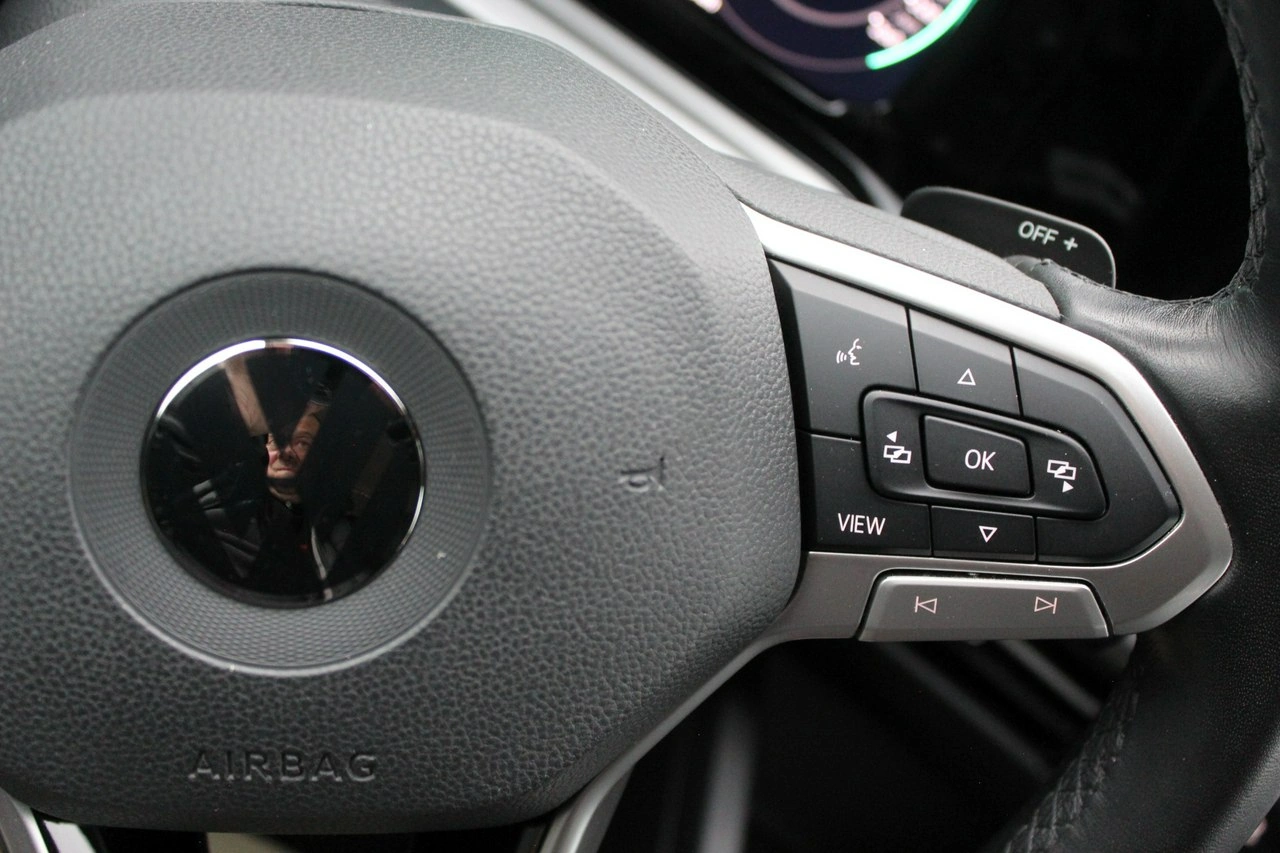 Volkswagen Golf Variant - Zdjęcie 28