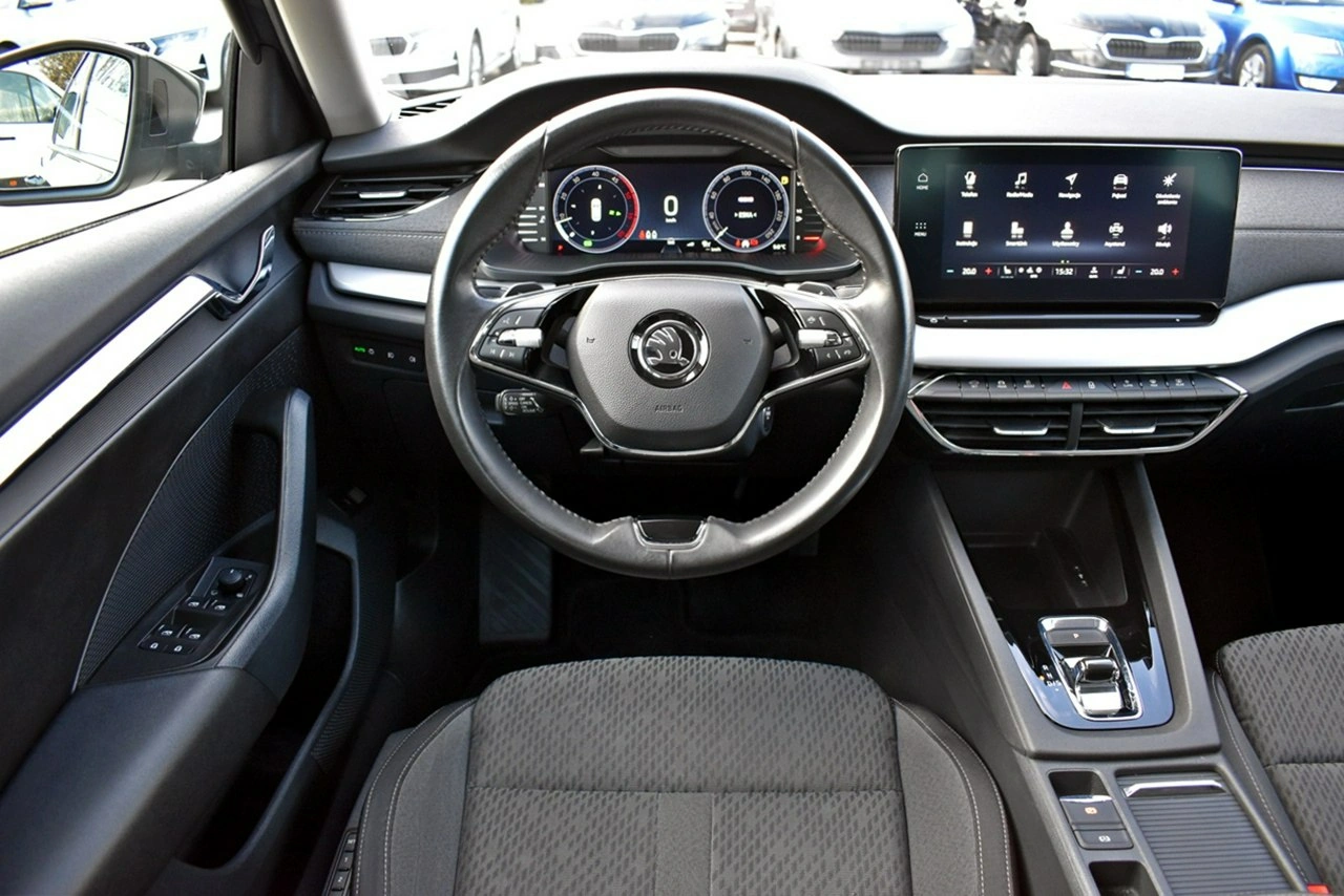 Skoda Octavia - Zdjęcie 15