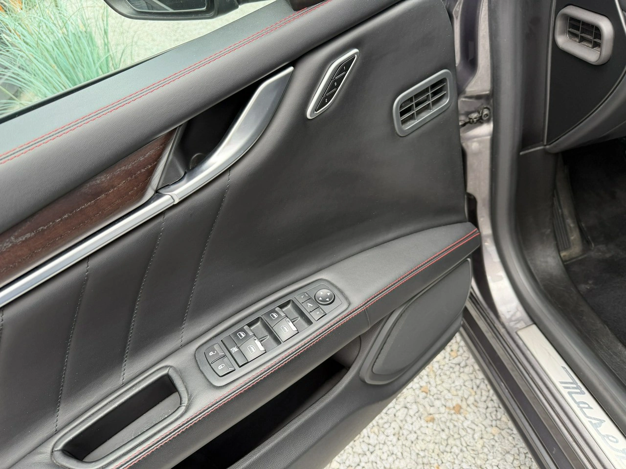 Maserati Ghibli - Zdjęcie 14