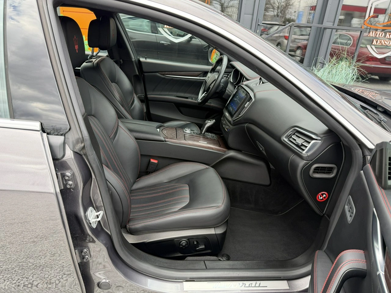 Maserati Ghibli - Zdjęcie 28