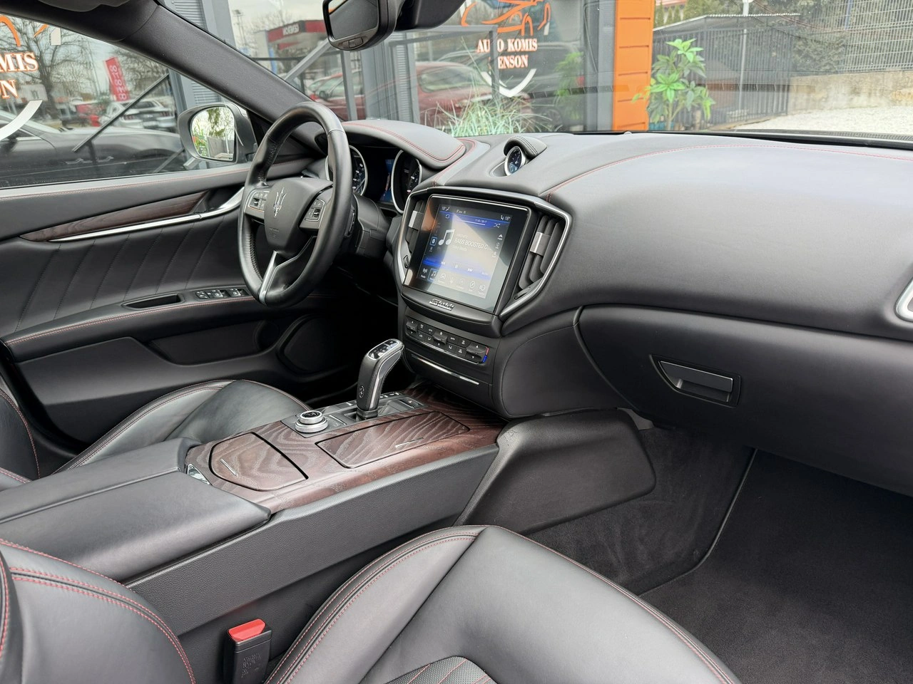 Maserati Ghibli - Zdjęcie 30