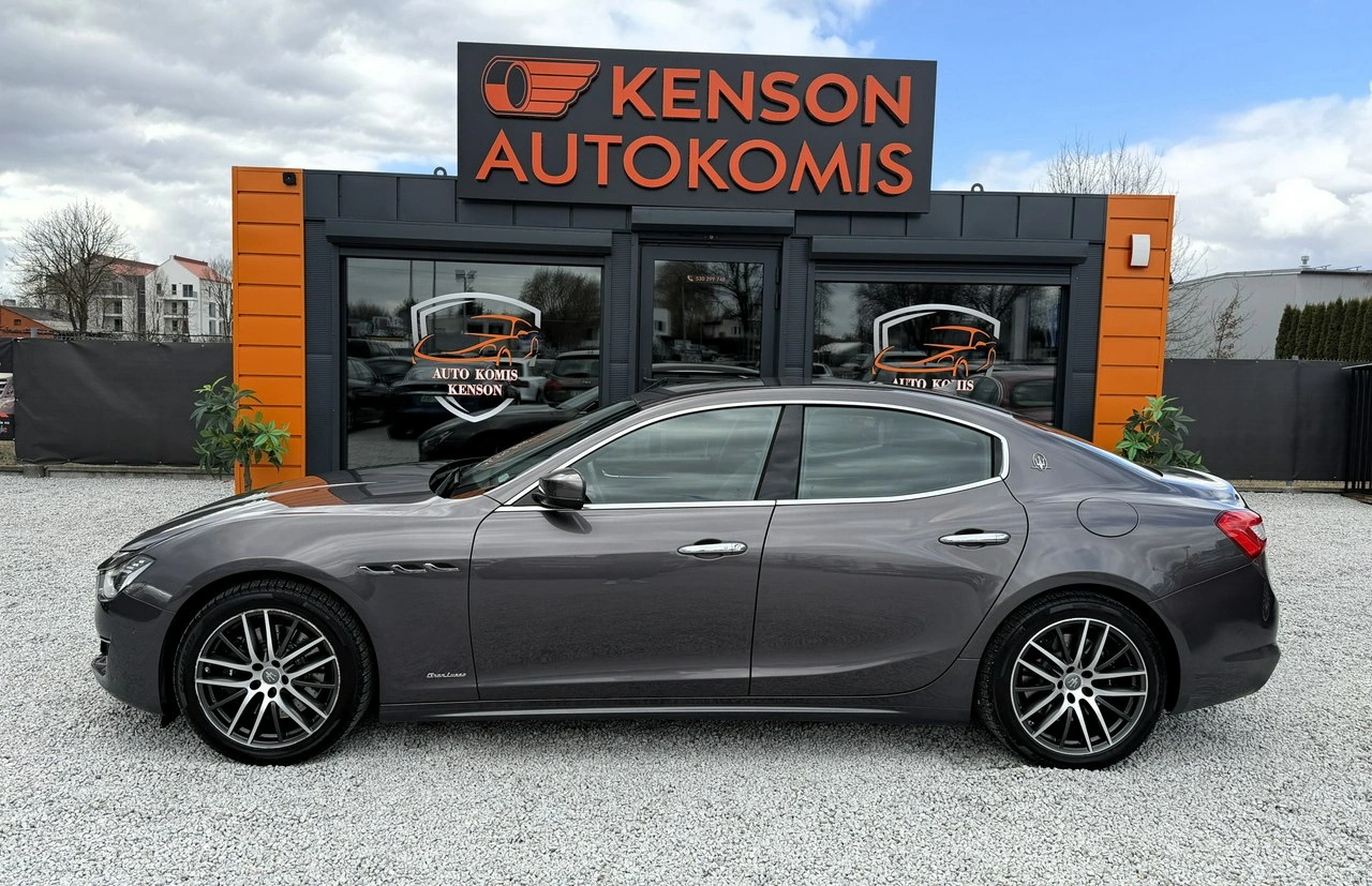Maserati Ghibli - Zdjęcie 4